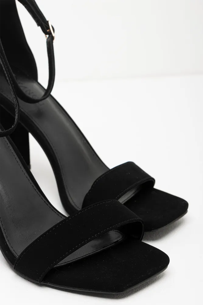 High Block Heel Sandal Black