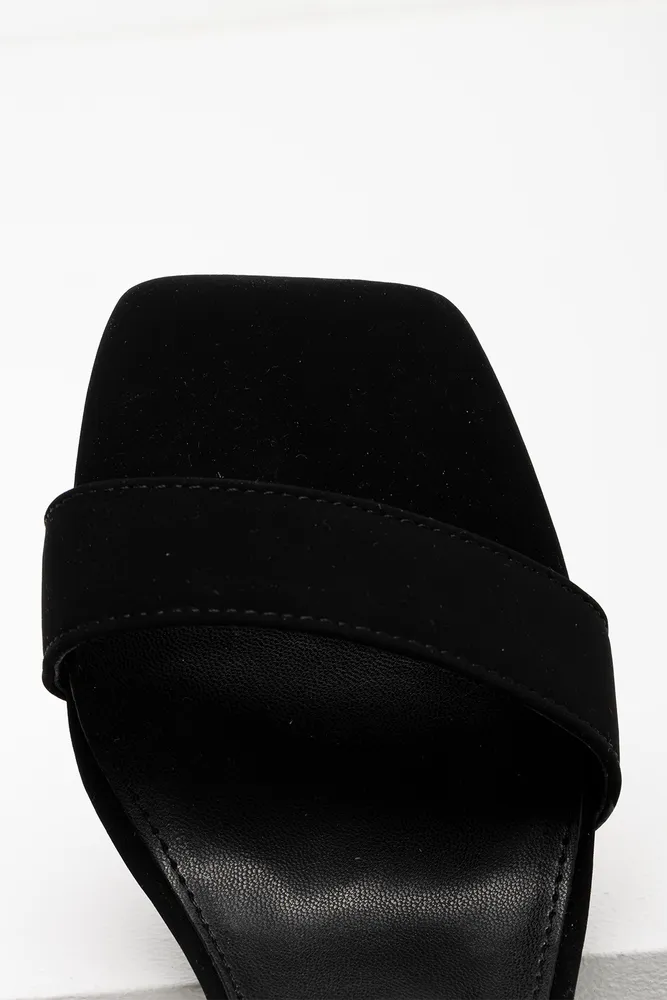 High Block Heel Sandal Black