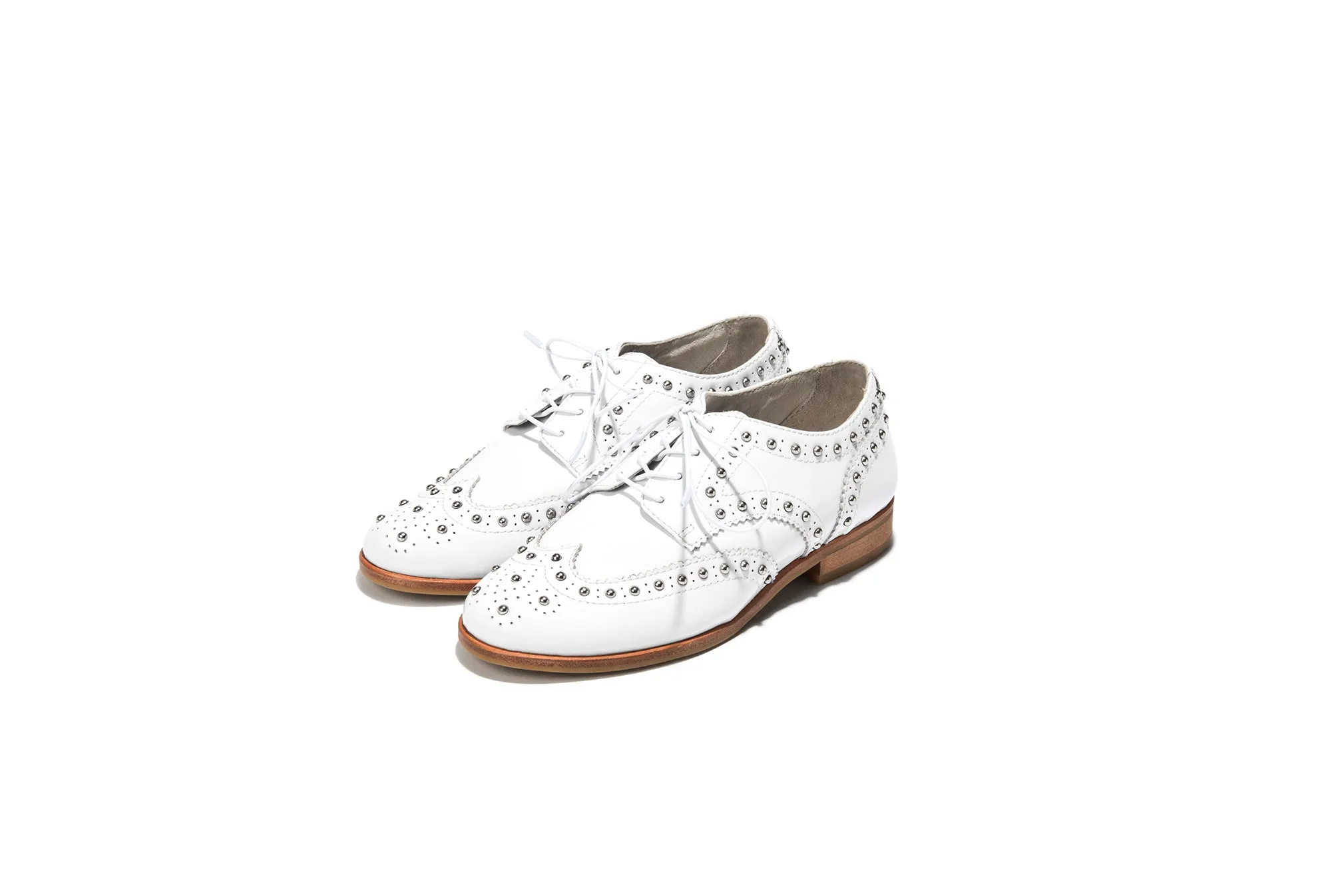 Studs Wing Tip Shoes