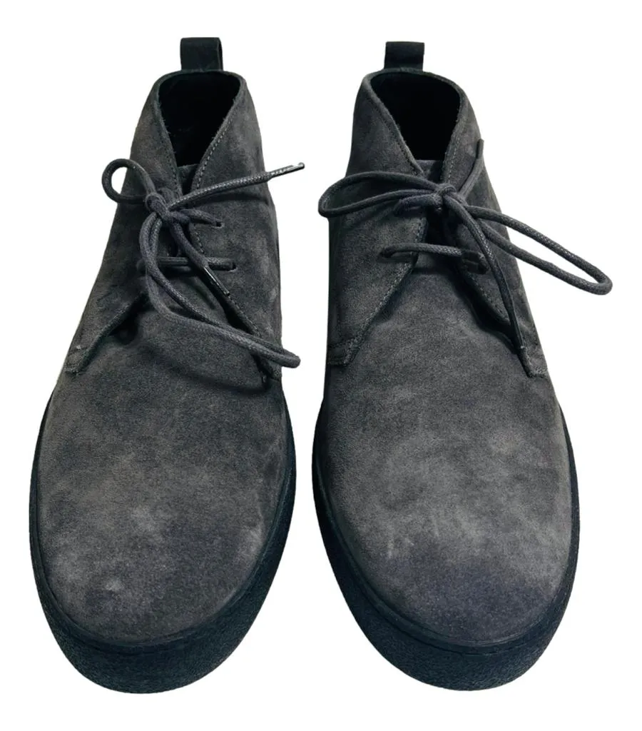 Tod's Suede Desert Boots. Size 41/41.5
